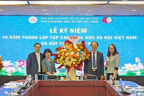 Hình ảnh: Lễ Kỷ niệm 40 năm thành lập Tạp chí Khoa học xã hội Việt Nam số 5
