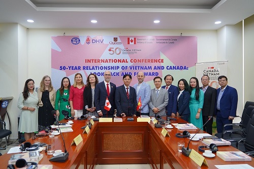 Hình ảnh: Hội thảo quốc tế: 50 năm quan hệ Việt Nam- Canada: Nhìn lại và hướng tới số 6