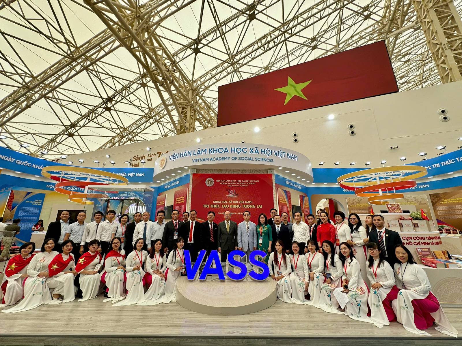 Nhà xuất bản và Tạp chí Khoa học xã hội góp phần lan tỏa tri thức tại Triển lãm 80 năm “Hành trình Độc lập - Tự do - Hạnh phúc”